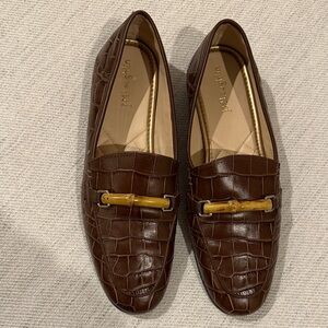 J. McLaughlin Dark Brown Crocodile Embossed Loafers size 8